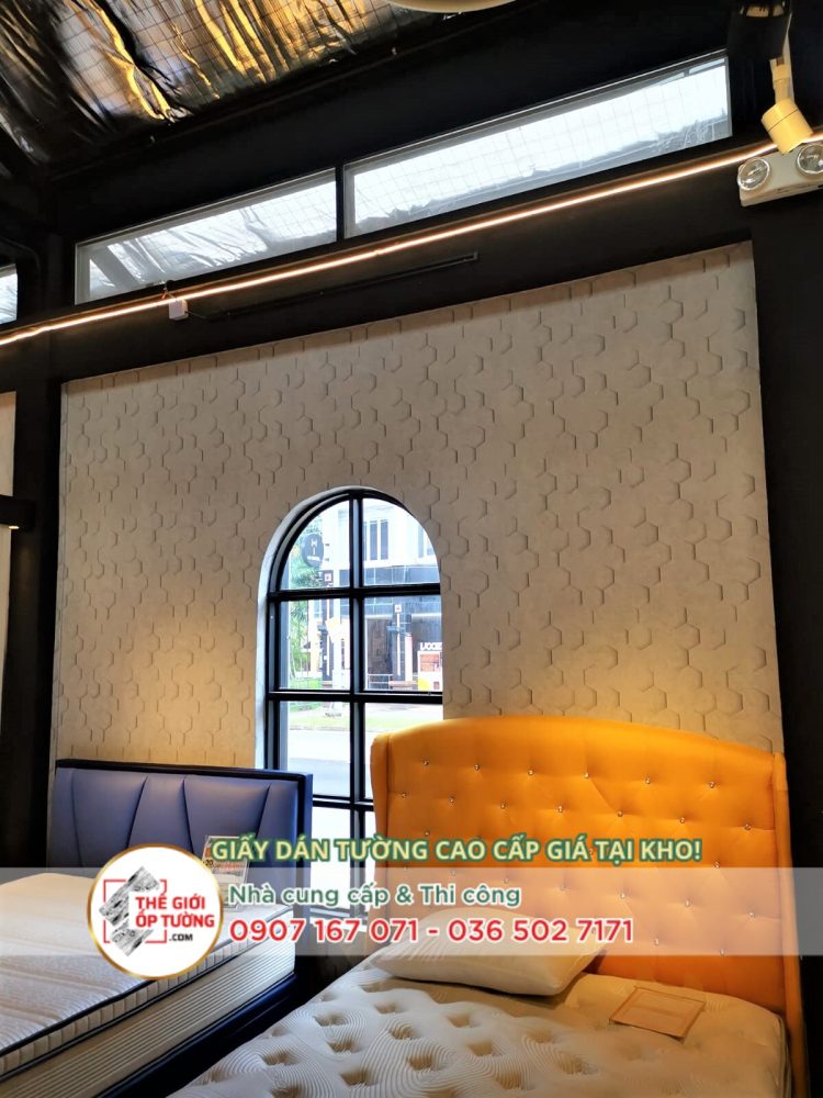 THẾ GIỚI ỐP TƯỜNG - Chuyên thi công giấy dán tường tphcm nhanh gọn giá rẻ tốt