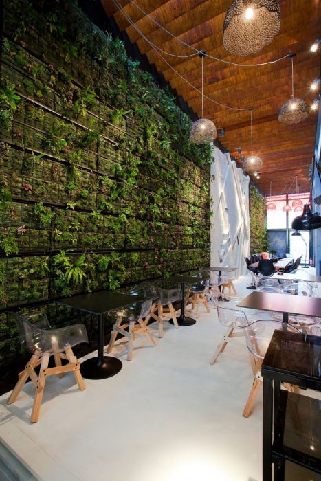 Cách trang trí quán cafe không gian hẹp giúp nới rộng diện tích