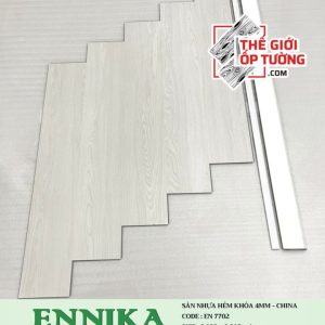 Sàn Nhựa Hèm Khóa 4mm Vân Gỗ ENNIKA - 7702