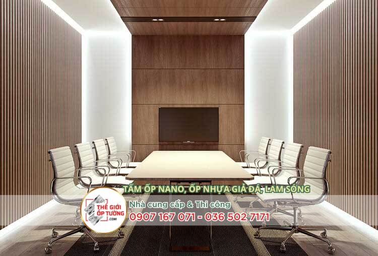 Tấm Ốp PVC cho Văn Phòng, Showroom – Nâng Tầm Hình Ảnh Thương Hiệu