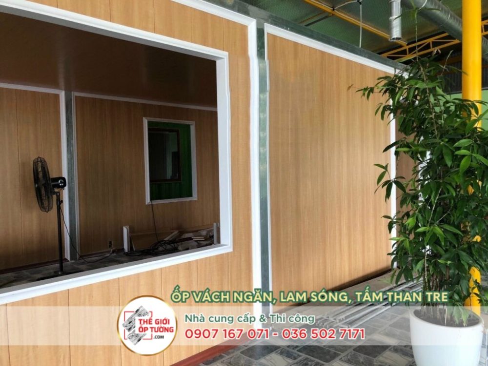 Liên Hệ Báo Giá Vách Ngăn PVC Ngay Hôm Nay
